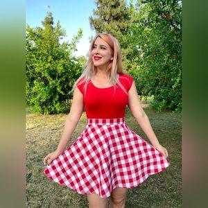 RETROLICIOUS Red Gingham Skater Skirt Size L